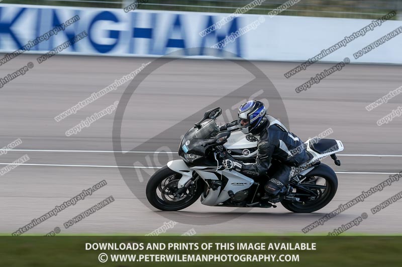 Rockingham no limits trackday;enduro digital images;event digital images;eventdigitalimages;no limits trackdays;peter wileman photography;racing digital images;rockingham raceway northamptonshire;rockingham trackday photographs;trackday digital images;trackday photos