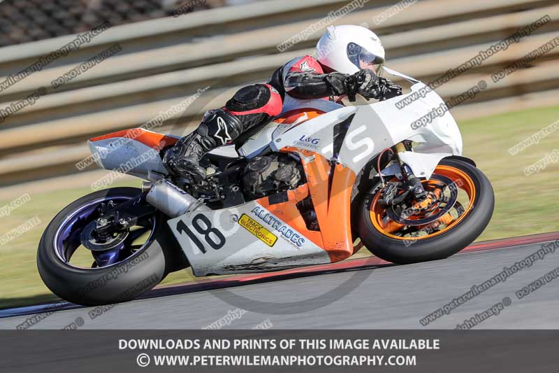 motorbikes;no limits;october 2016;peter wileman photography;portimao;portugal;trackday digital images