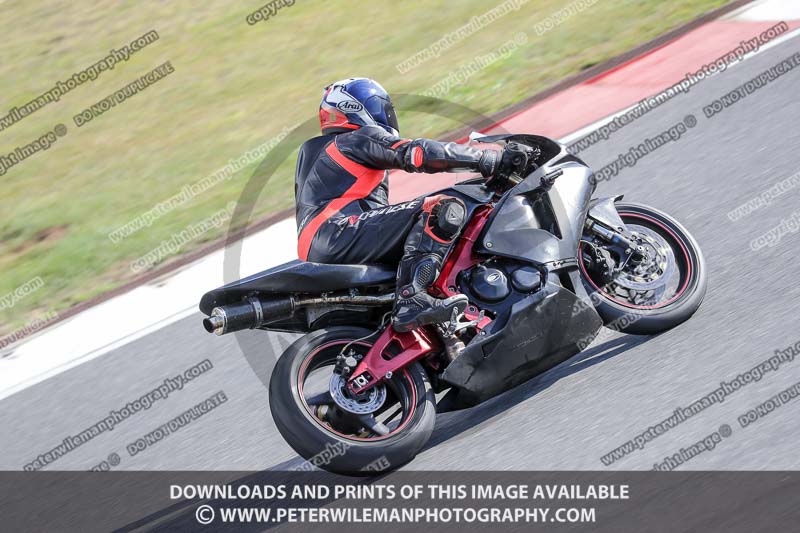 motorbikes;no limits;october 2016;peter wileman photography;portimao;portugal;trackday digital images