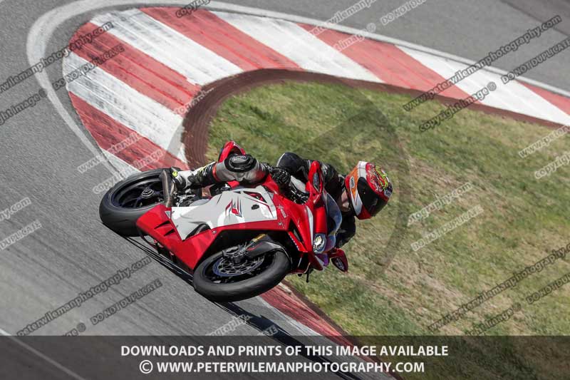 motorbikes;no limits;october 2016;peter wileman photography;portimao;portugal;trackday digital images
