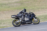 motorbikes;no-limits;october-2016;peter-wileman-photography;portimao;portugal;trackday-digital-images