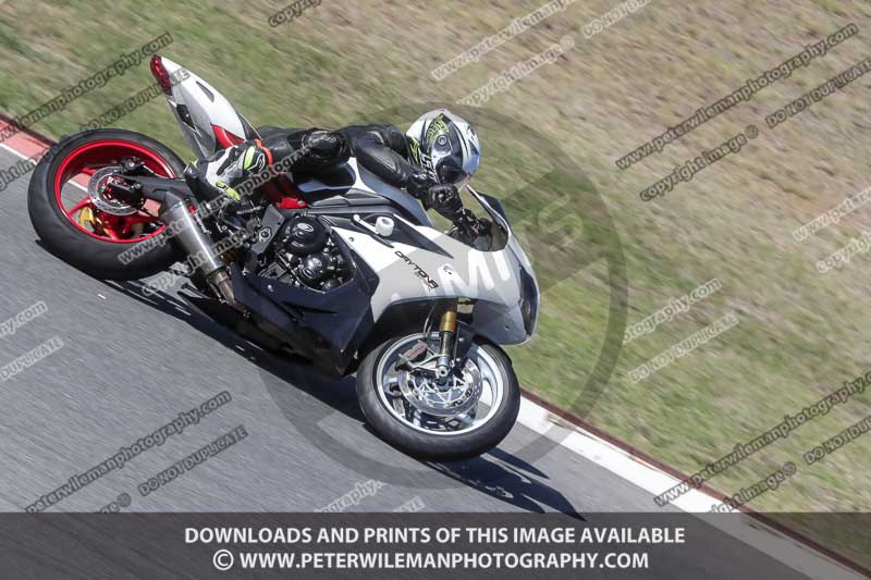 motorbikes;no limits;october 2016;peter wileman photography;portimao;portugal;trackday digital images