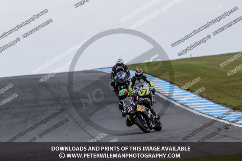 donington no limits trackday;donington park photographs;donington trackday photographs;no limits trackdays;peter wileman photography;trackday digital images;trackday photos