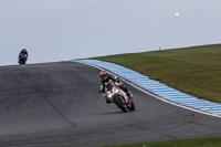 donington-no-limits-trackday;donington-park-photographs;donington-trackday-photographs;no-limits-trackdays;peter-wileman-photography;trackday-digital-images;trackday-photos