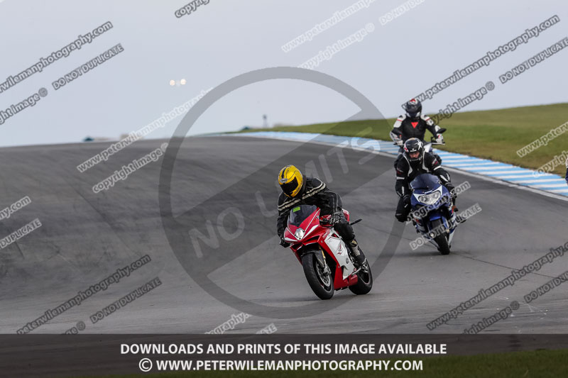 donington no limits trackday;donington park photographs;donington trackday photographs;no limits trackdays;peter wileman photography;trackday digital images;trackday photos