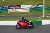 Novice/Inter Group Red Bikes