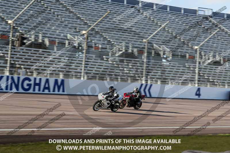 Rockingham no limits trackday;enduro digital images;event digital images;eventdigitalimages;no limits trackdays;peter wileman photography;racing digital images;rockingham raceway northamptonshire;rockingham trackday photographs;trackday digital images;trackday photos