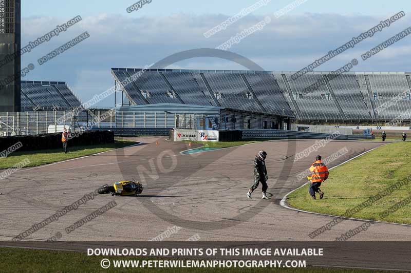 Rockingham no limits trackday;enduro digital images;event digital images;eventdigitalimages;no limits trackdays;peter wileman photography;racing digital images;rockingham raceway northamptonshire;rockingham trackday photographs;trackday digital images;trackday photos