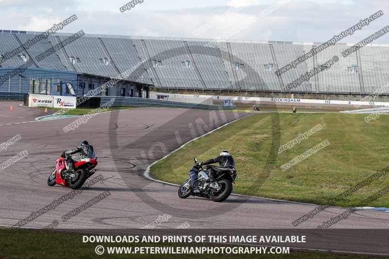 Rockingham no limits trackday;enduro digital images;event digital images;eventdigitalimages;no limits trackdays;peter wileman photography;racing digital images;rockingham raceway northamptonshire;rockingham trackday photographs;trackday digital images;trackday photos