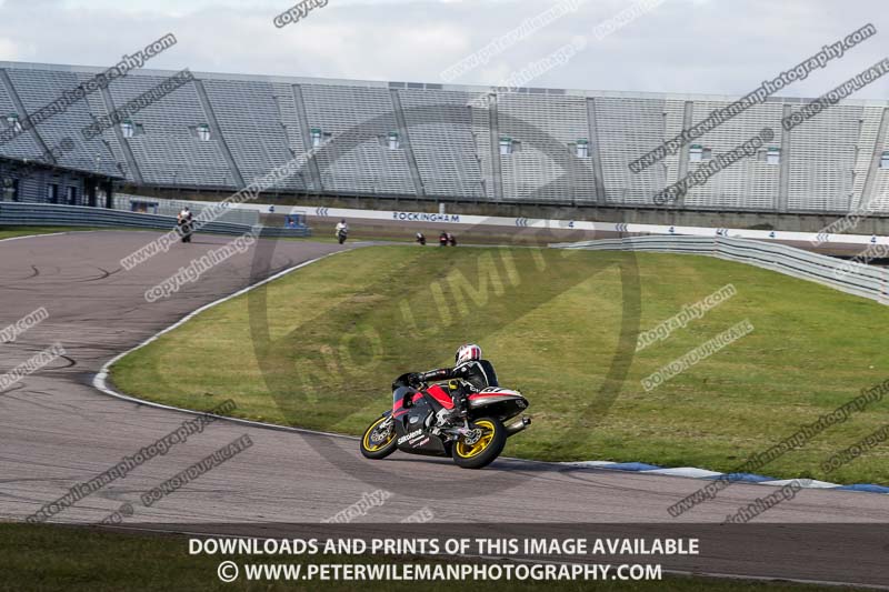 Rockingham no limits trackday;enduro digital images;event digital images;eventdigitalimages;no limits trackdays;peter wileman photography;racing digital images;rockingham raceway northamptonshire;rockingham trackday photographs;trackday digital images;trackday photos