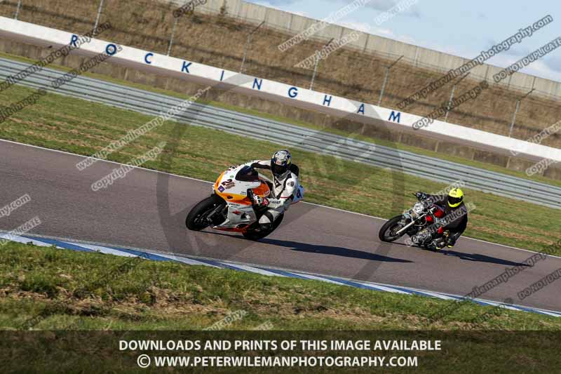 Rockingham no limits trackday;enduro digital images;event digital images;eventdigitalimages;no limits trackdays;peter wileman photography;racing digital images;rockingham raceway northamptonshire;rockingham trackday photographs;trackday digital images;trackday photos