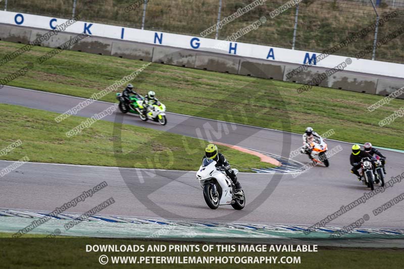 Rockingham no limits trackday;enduro digital images;event digital images;eventdigitalimages;no limits trackdays;peter wileman photography;racing digital images;rockingham raceway northamptonshire;rockingham trackday photographs;trackday digital images;trackday photos
