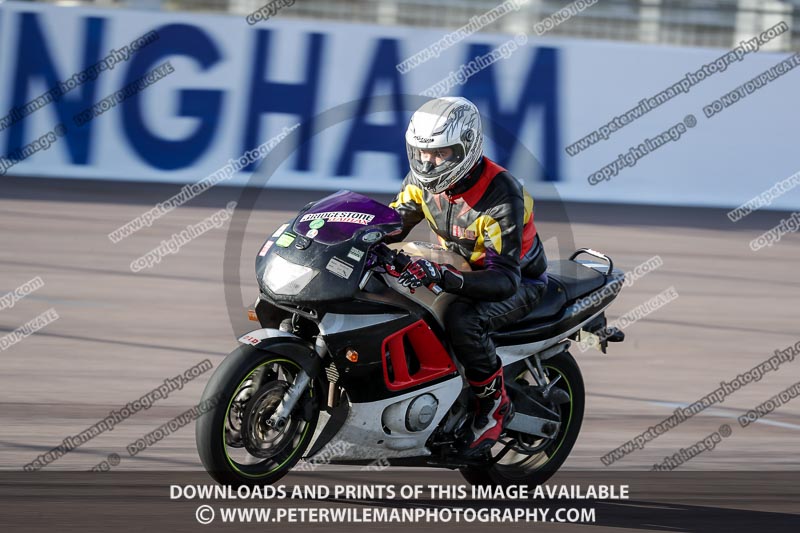 Rockingham no limits trackday;enduro digital images;event digital images;eventdigitalimages;no limits trackdays;peter wileman photography;racing digital images;rockingham raceway northamptonshire;rockingham trackday photographs;trackday digital images;trackday photos