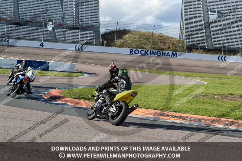 Rockingham no limits trackday;enduro digital images;event digital images;eventdigitalimages;no limits trackdays;peter wileman photography;racing digital images;rockingham raceway northamptonshire;rockingham trackday photographs;trackday digital images;trackday photos