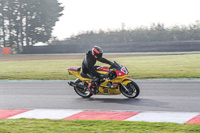 Novice Group Yellow Bikes