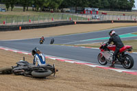 brands-hatch-photographs;brands-no-limits-trackday;cadwell-trackday-photographs;enduro-digital-images;event-digital-images;eventdigitalimages;no-limits-trackdays;peter-wileman-photography;racing-digital-images;trackday-digital-images;trackday-photos