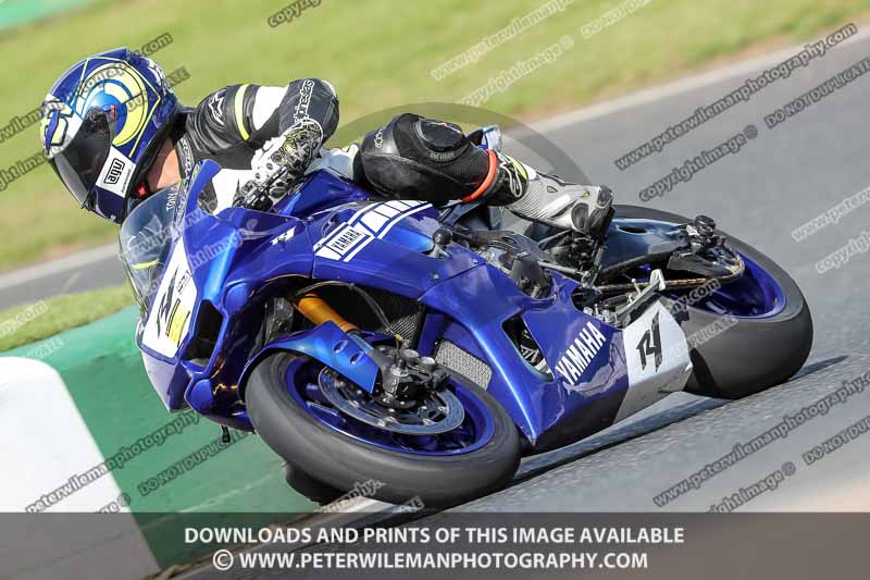 enduro digital images;event digital images;eventdigitalimages;mallory park;mallory park photographs;mallory park trackday;mallory park trackday photographs;no limits trackdays;peter wileman photography;racing digital images;trackday digital images;trackday photos
