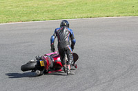 enduro-digital-images;event-digital-images;eventdigitalimages;mallory-park;mallory-park-photographs;mallory-park-trackday;mallory-park-trackday-photographs;no-limits-trackdays;peter-wileman-photography;racing-digital-images;trackday-digital-images;trackday-photos