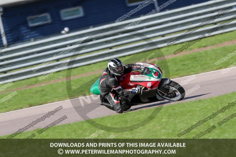Rockingham no limits trackday;enduro digital images;event digital images;eventdigitalimages;no limits trackdays;peter wileman photography;racing digital images;rockingham raceway northamptonshire;rockingham trackday photographs;trackday digital images;trackday photos
