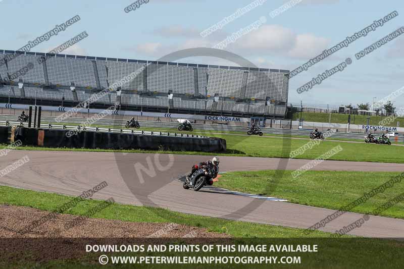 Rockingham no limits trackday;enduro digital images;event digital images;eventdigitalimages;no limits trackdays;peter wileman photography;racing digital images;rockingham raceway northamptonshire;rockingham trackday photographs;trackday digital images;trackday photos