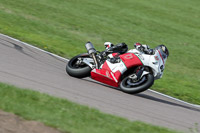 Rockingham-no-limits-trackday;enduro-digital-images;event-digital-images;eventdigitalimages;no-limits-trackdays;peter-wileman-photography;racing-digital-images;rockingham-raceway-northamptonshire;rockingham-trackday-photographs;trackday-digital-images;trackday-photos