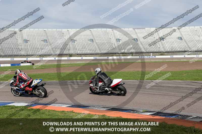 Rockingham no limits trackday;enduro digital images;event digital images;eventdigitalimages;no limits trackdays;peter wileman photography;racing digital images;rockingham raceway northamptonshire;rockingham trackday photographs;trackday digital images;trackday photos