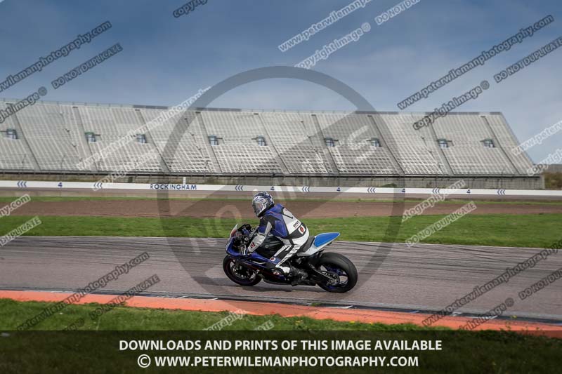 Rockingham no limits trackday;enduro digital images;event digital images;eventdigitalimages;no limits trackdays;peter wileman photography;racing digital images;rockingham raceway northamptonshire;rockingham trackday photographs;trackday digital images;trackday photos