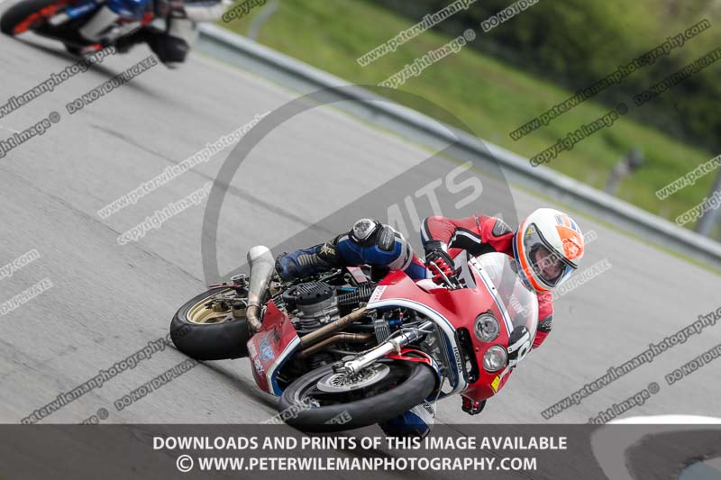 donington no limits trackday;donington park photographs;donington trackday photographs;no limits trackdays;peter wileman photography;trackday digital images;trackday photos