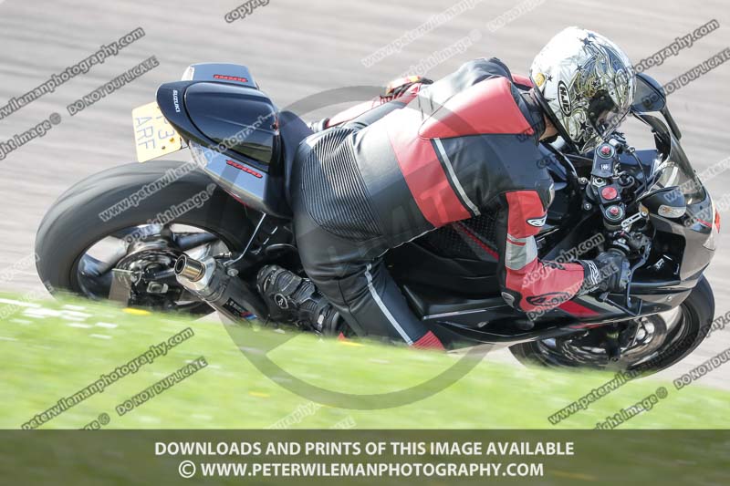 cadwell park;cadwell park photographs;cadwell trackday photographs;enduro digital images;event digital images;eventdigitalimages;peter wileman photography;racing digital images;trackday digital images;trackday photos