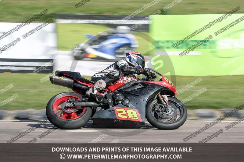 cadwell park;cadwell park photographs;cadwell trackday photographs;enduro digital images;event digital images;eventdigitalimages;peter wileman photography;racing digital images;trackday digital images;trackday photos