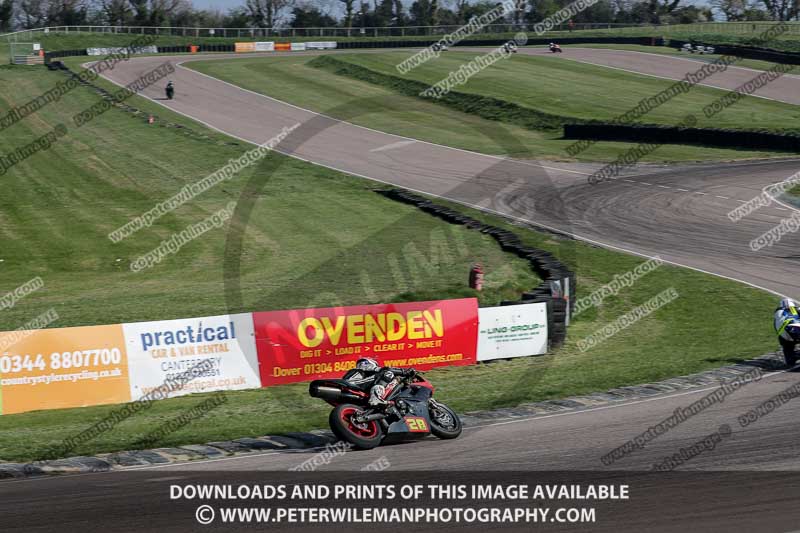 cadwell park;cadwell park photographs;cadwell trackday photographs;enduro digital images;event digital images;eventdigitalimages;peter wileman photography;racing digital images;trackday digital images;trackday photos