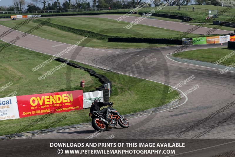 cadwell park;cadwell park photographs;cadwell trackday photographs;enduro digital images;event digital images;eventdigitalimages;peter wileman photography;racing digital images;trackday digital images;trackday photos