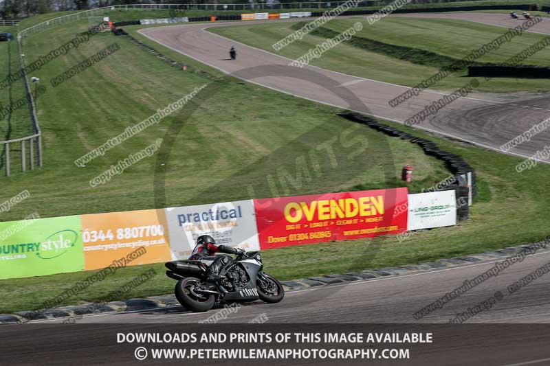 cadwell park;cadwell park photographs;cadwell trackday photographs;enduro digital images;event digital images;eventdigitalimages;peter wileman photography;racing digital images;trackday digital images;trackday photos