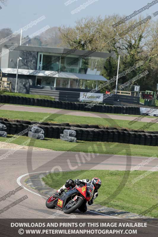 cadwell park;cadwell park photographs;cadwell trackday photographs;enduro digital images;event digital images;eventdigitalimages;peter wileman photography;racing digital images;trackday digital images;trackday photos