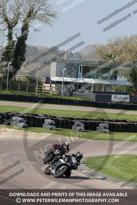 cadwell park;cadwell park photographs;cadwell trackday photographs;enduro digital images;event digital images;eventdigitalimages;peter wileman photography;racing digital images;trackday digital images;trackday photos