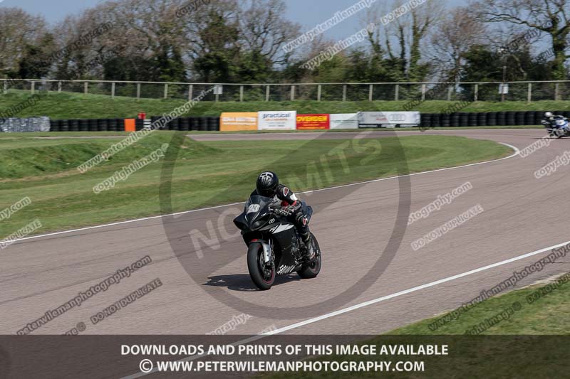 cadwell park;cadwell park photographs;cadwell trackday photographs;enduro digital images;event digital images;eventdigitalimages;peter wileman photography;racing digital images;trackday digital images;trackday photos