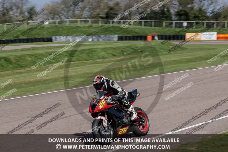 cadwell park;cadwell park photographs;cadwell trackday photographs;enduro digital images;event digital images;eventdigitalimages;peter wileman photography;racing digital images;trackday digital images;trackday photos