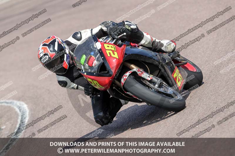 cadwell park;cadwell park photographs;cadwell trackday photographs;enduro digital images;event digital images;eventdigitalimages;peter wileman photography;racing digital images;trackday digital images;trackday photos