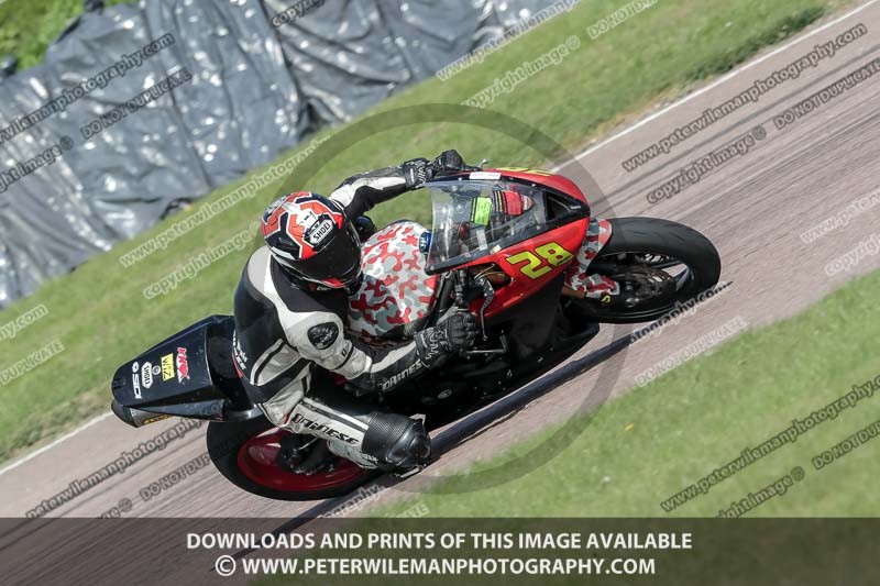 cadwell park;cadwell park photographs;cadwell trackday photographs;enduro digital images;event digital images;eventdigitalimages;peter wileman photography;racing digital images;trackday digital images;trackday photos