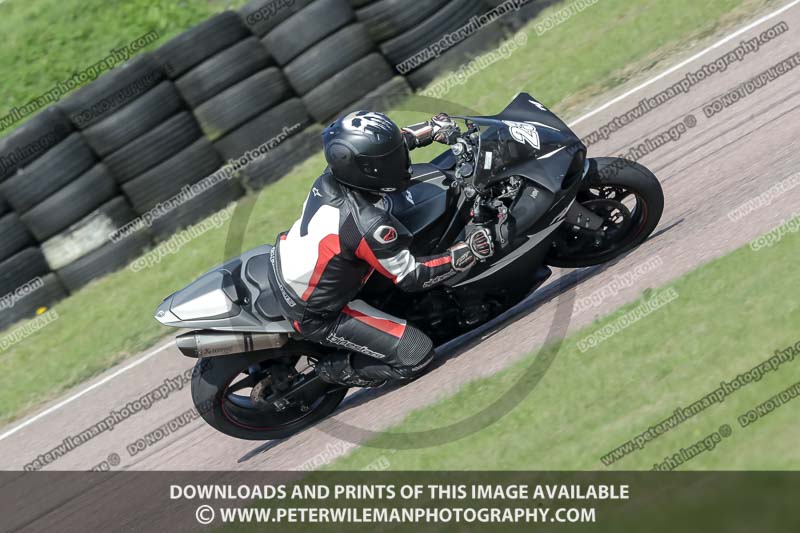 cadwell park;cadwell park photographs;cadwell trackday photographs;enduro digital images;event digital images;eventdigitalimages;peter wileman photography;racing digital images;trackday digital images;trackday photos