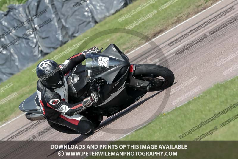 cadwell park;cadwell park photographs;cadwell trackday photographs;enduro digital images;event digital images;eventdigitalimages;peter wileman photography;racing digital images;trackday digital images;trackday photos