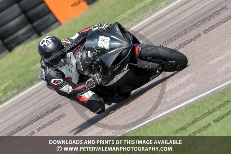 cadwell park;cadwell park photographs;cadwell trackday photographs;enduro digital images;event digital images;eventdigitalimages;peter wileman photography;racing digital images;trackday digital images;trackday photos