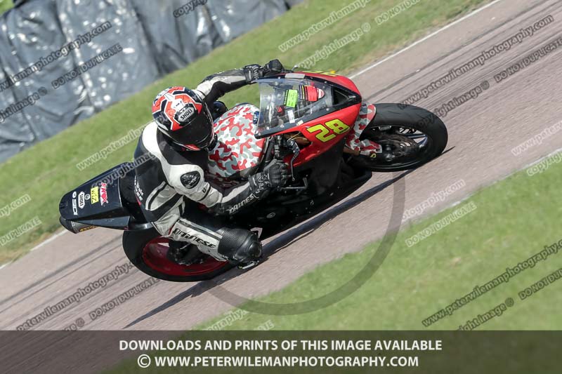 cadwell park;cadwell park photographs;cadwell trackday photographs;enduro digital images;event digital images;eventdigitalimages;peter wileman photography;racing digital images;trackday digital images;trackday photos