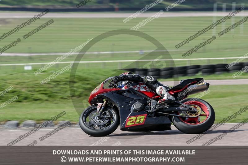 cadwell park;cadwell park photographs;cadwell trackday photographs;enduro digital images;event digital images;eventdigitalimages;peter wileman photography;racing digital images;trackday digital images;trackday photos