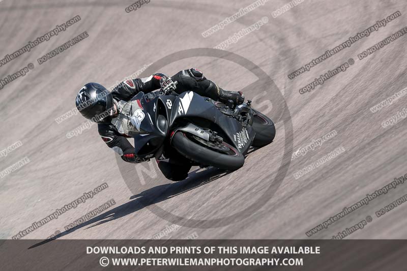 cadwell park;cadwell park photographs;cadwell trackday photographs;enduro digital images;event digital images;eventdigitalimages;peter wileman photography;racing digital images;trackday digital images;trackday photos