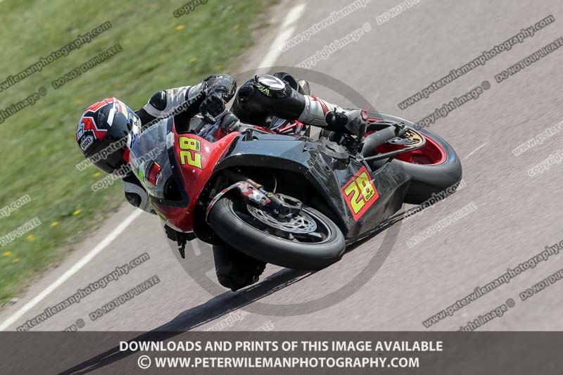 cadwell park;cadwell park photographs;cadwell trackday photographs;enduro digital images;event digital images;eventdigitalimages;peter wileman photography;racing digital images;trackday digital images;trackday photos