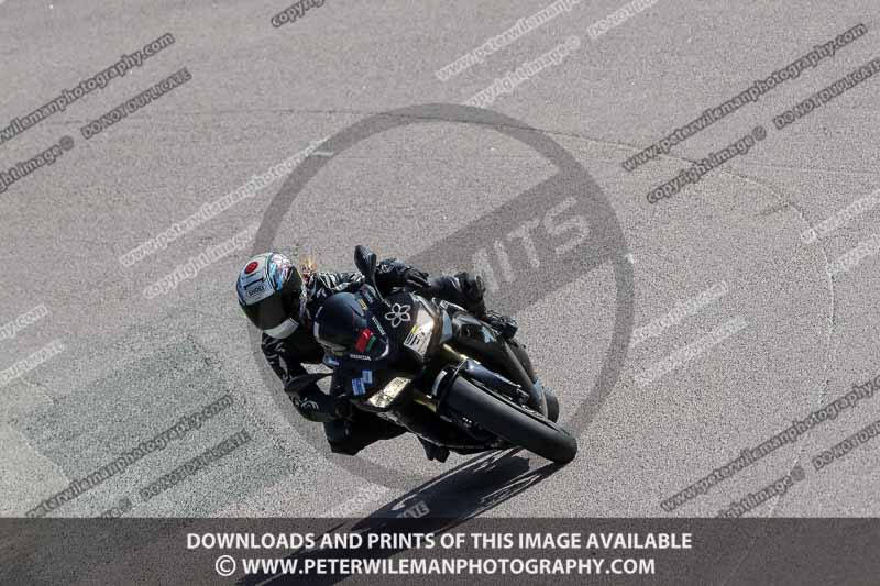 cadwell park;cadwell park photographs;cadwell trackday photographs;enduro digital images;event digital images;eventdigitalimages;peter wileman photography;racing digital images;trackday digital images;trackday photos
