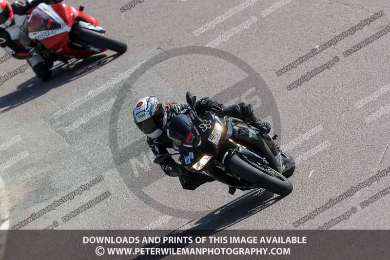 cadwell park;cadwell park photographs;cadwell trackday photographs;enduro digital images;event digital images;eventdigitalimages;peter wileman photography;racing digital images;trackday digital images;trackday photos