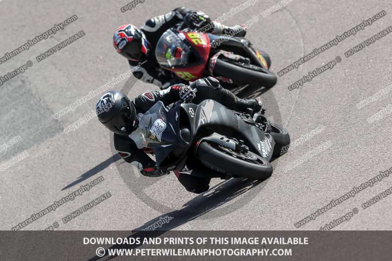 cadwell park;cadwell park photographs;cadwell trackday photographs;enduro digital images;event digital images;eventdigitalimages;peter wileman photography;racing digital images;trackday digital images;trackday photos