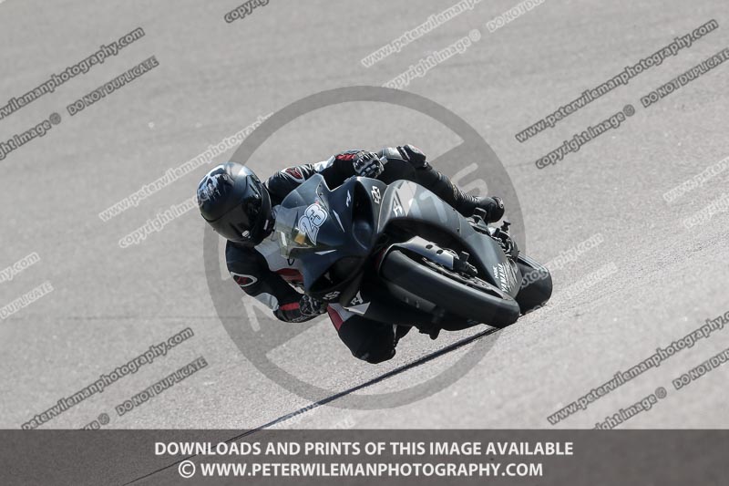 cadwell park;cadwell park photographs;cadwell trackday photographs;enduro digital images;event digital images;eventdigitalimages;peter wileman photography;racing digital images;trackday digital images;trackday photos